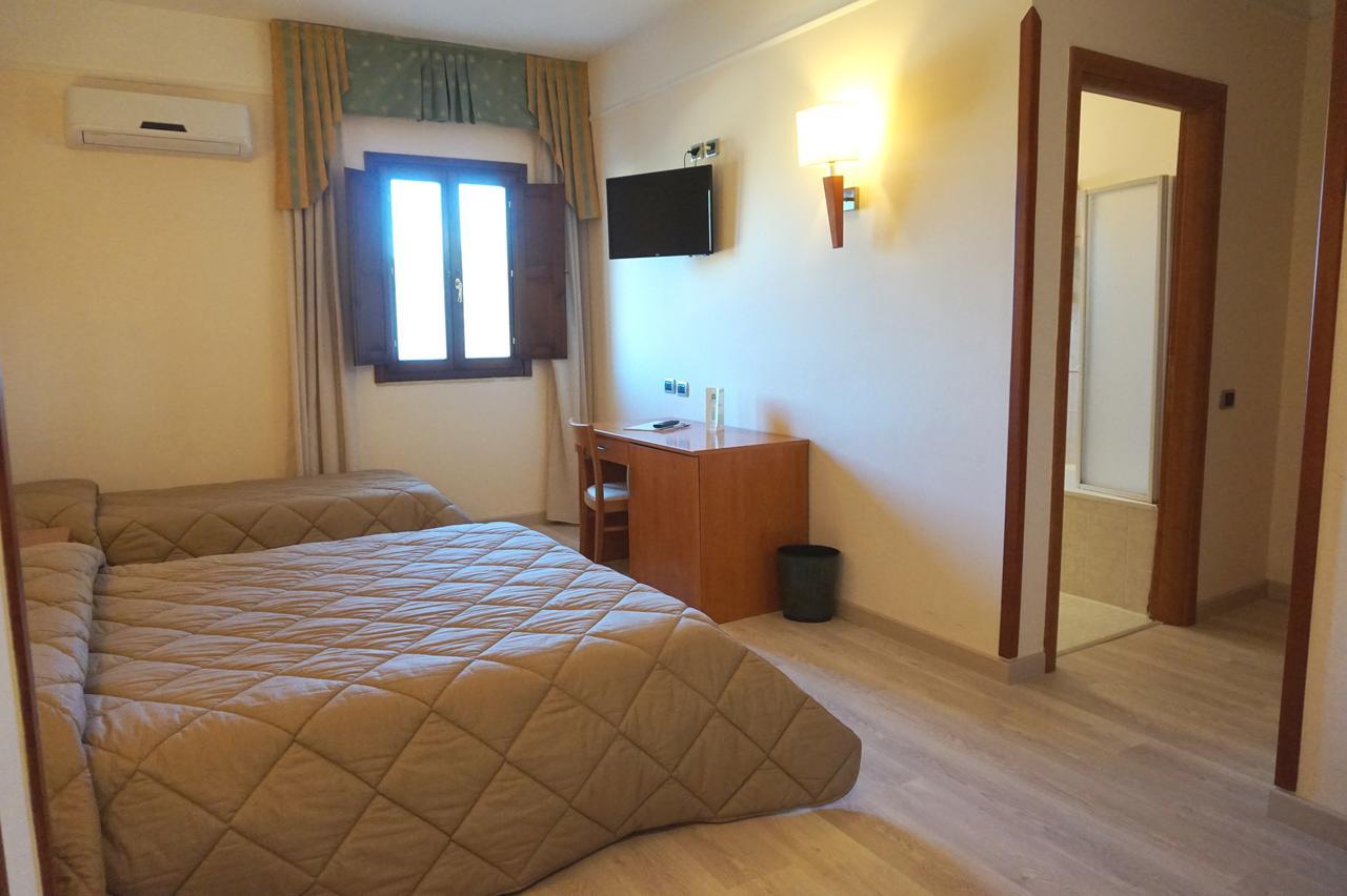 Bel Sito Hotel Due Torri 마노칼자티 외부 사진