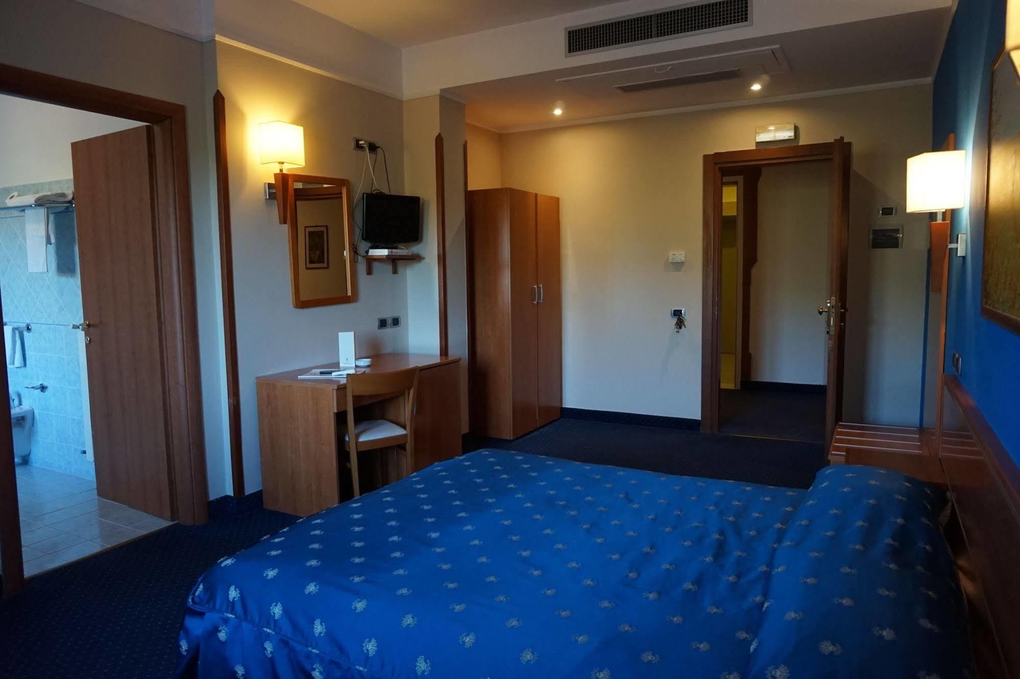 Bel Sito Hotel Due Torri 마노칼자티 외부 사진